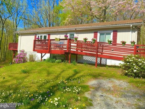 48 Tower Road, Cream Ridge, NJ 08514
