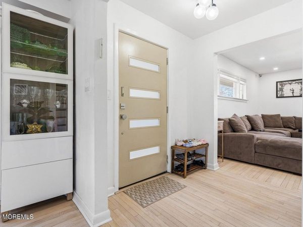 227 Chatham Avenue, Oakhurst, NJ 07755