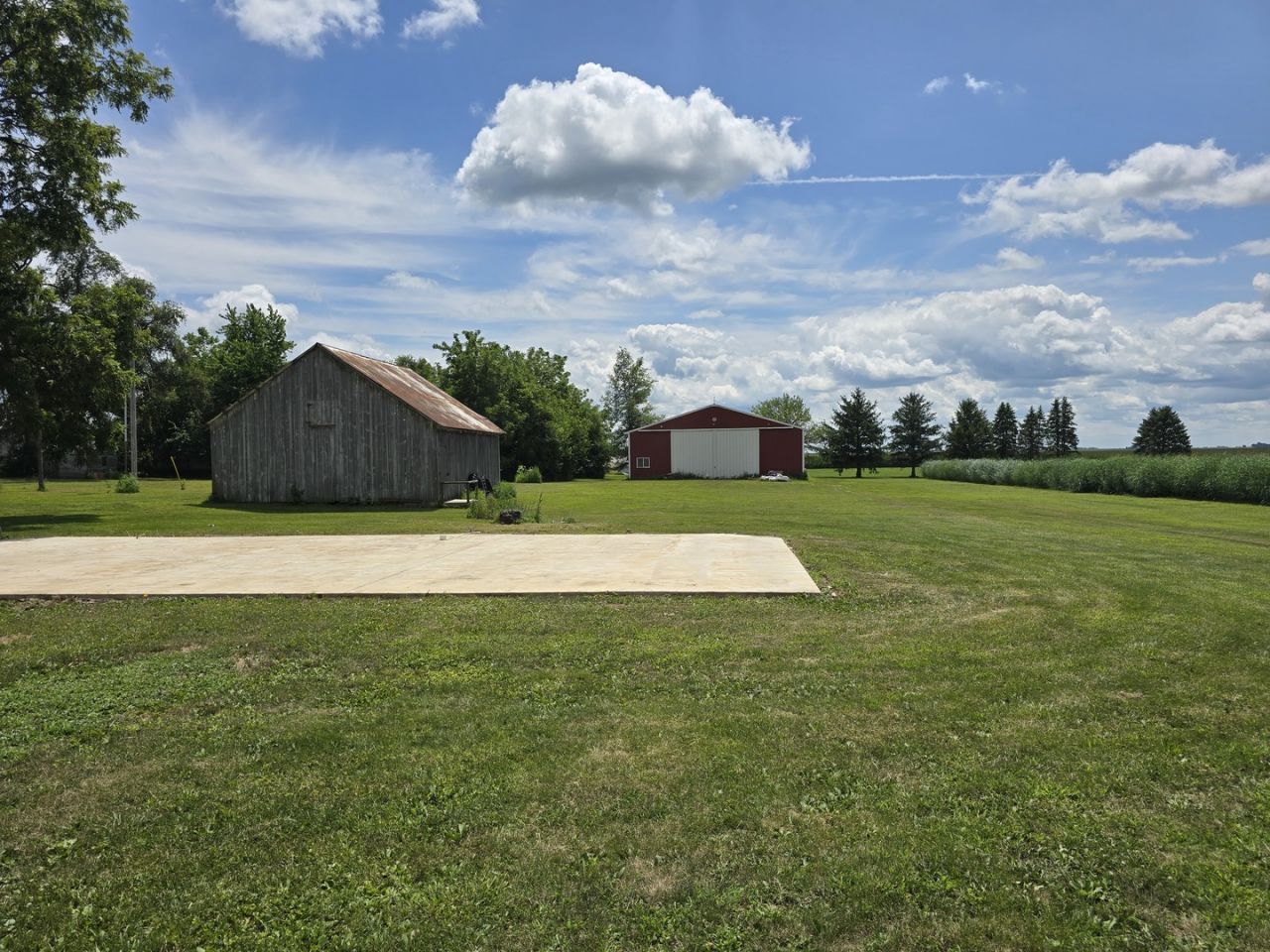 109 W Carper Street , Seymour, IL 61875