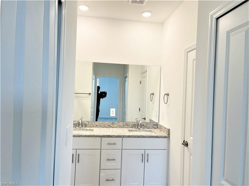 14237 Pine Lodge Ln , Fort Myers, FL 33913 Photo