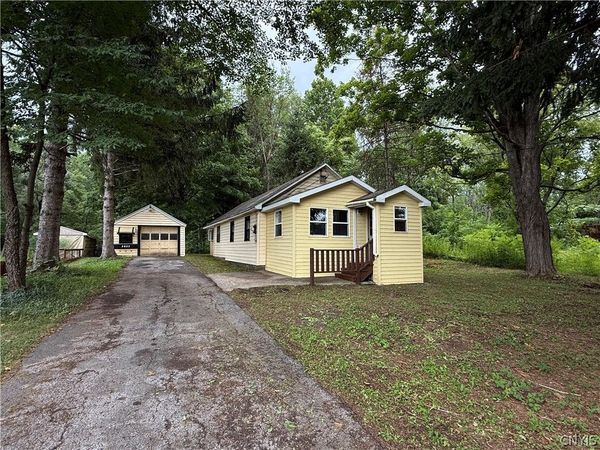 6892 Stanwix Avenue , Rome, NY 13440