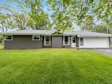 597 Alt Boulevard , Grand Island, NY 14072
