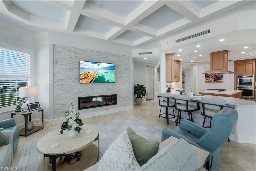 81 Seagate Dr , Unit 803, Naples, FL 34103 Photo