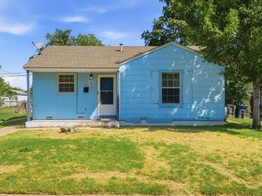 2529 Shropshire Street, Fort Worth, TX 76105