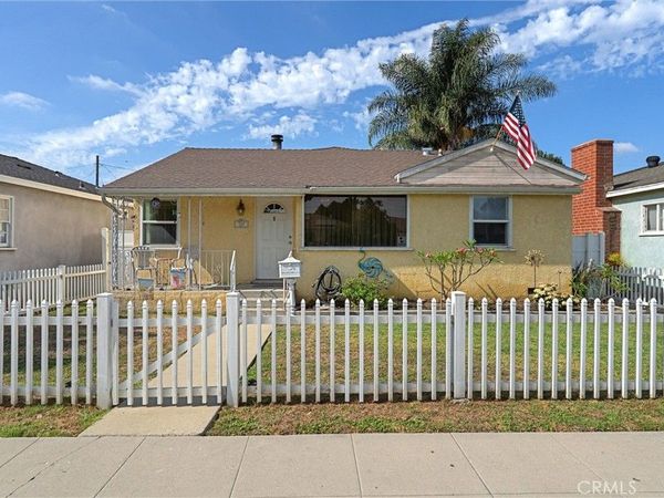 240 E Barclay , Long Beach, CA 90805