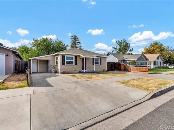 1015 Hall Avenue , Corcoran, CA 93212