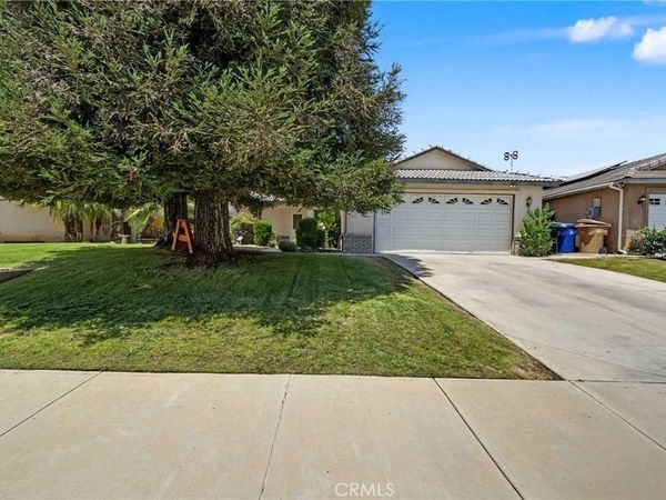 242 Tanner Michael Dr , Bakersfield, CA 93308