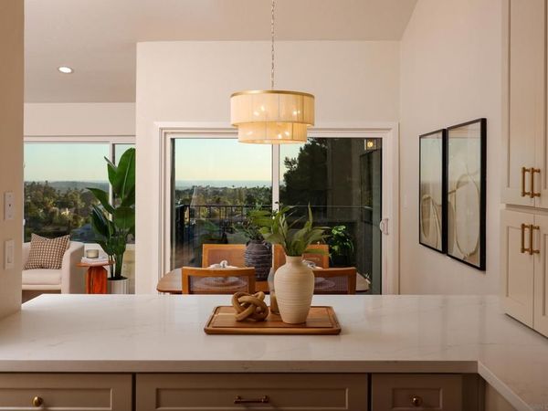 6603 Santa Isabel St, Unit #C, Carlsbad, CA 92009