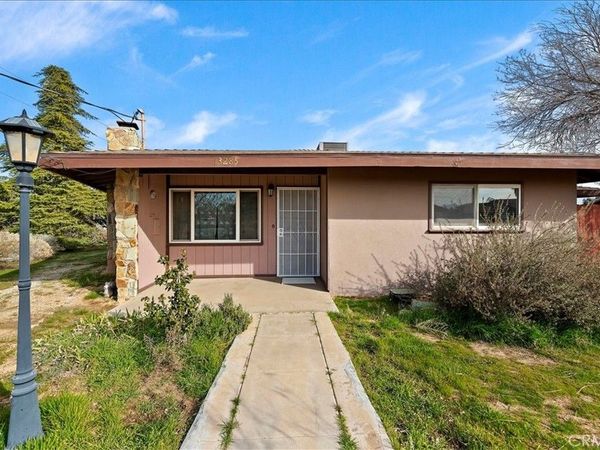 13285 Mesquite Road , Apple Valley, CA 92308