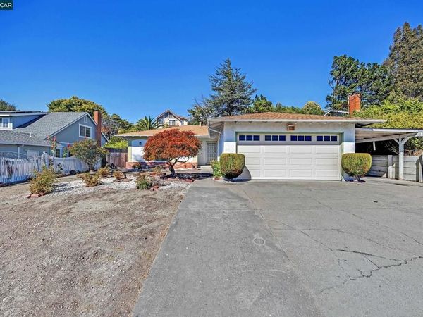 972 Tara Hills Dr , Pinole, CA 94564