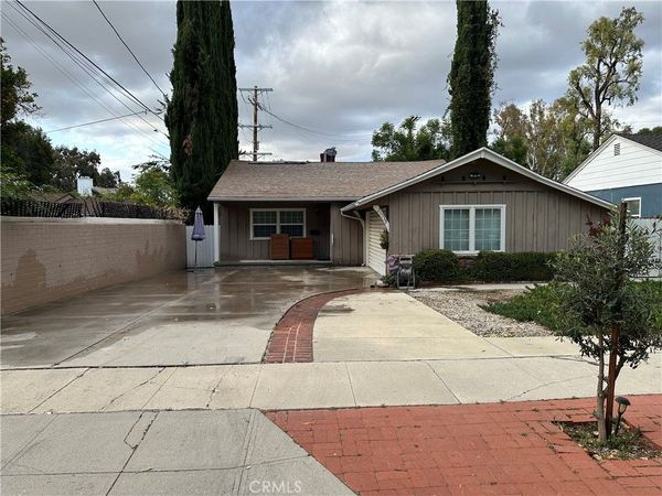 21339 Velicata Steet , Woodland Hills, CA 91364