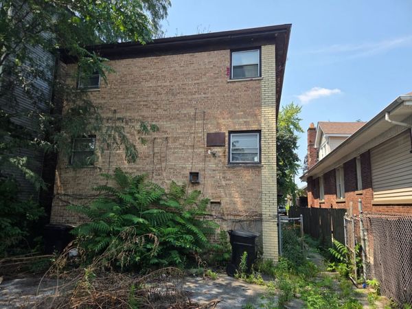 8045 S Carpenter Street , Chicago, IL 60620