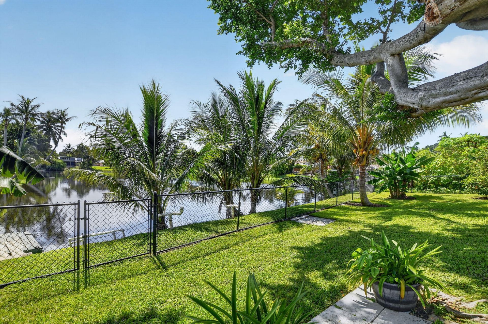 200 NW 11th Avenue, Boca Raton, FL 33486 Photo