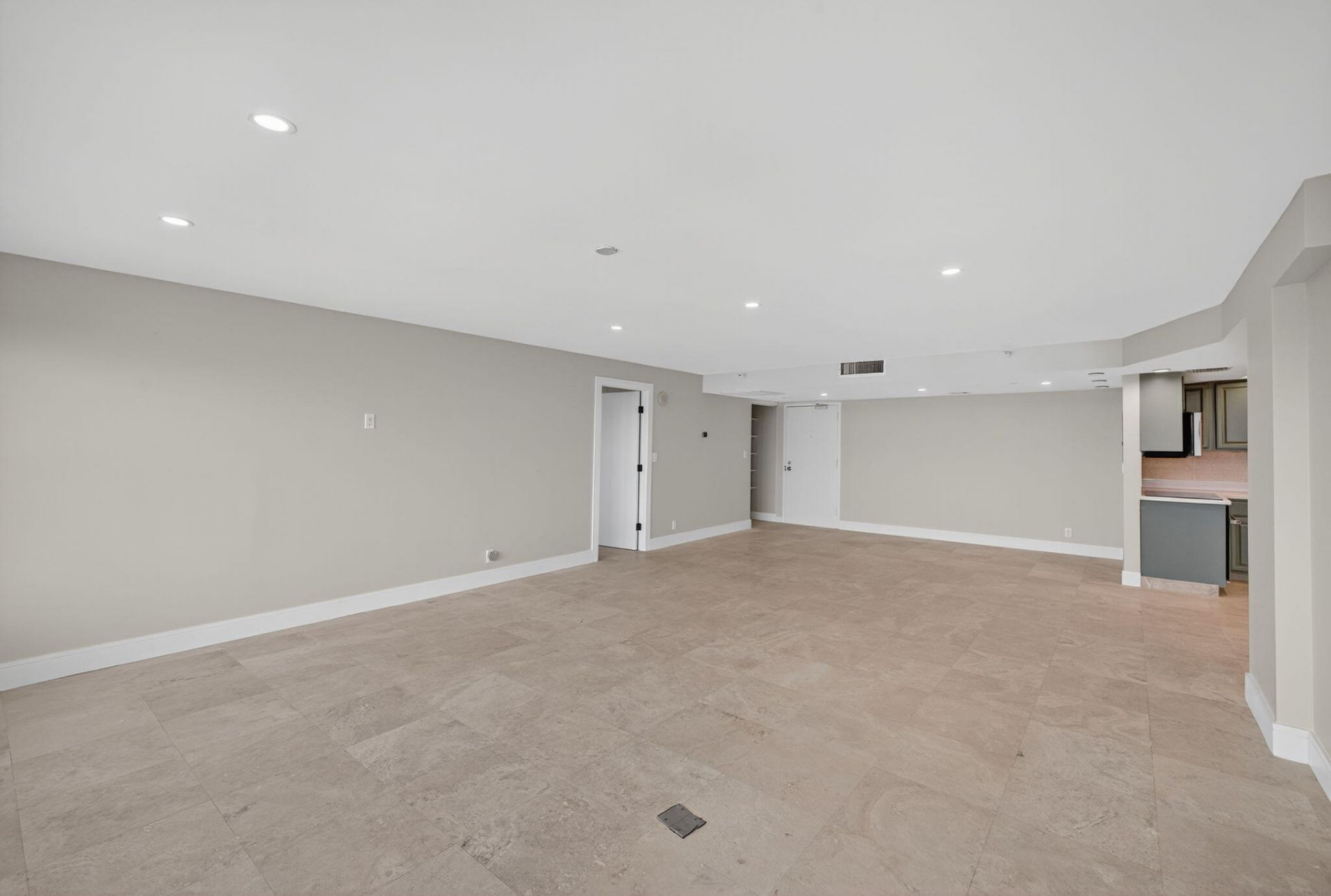 3200 Port Royale Drive N, Unit 1205, Fort Lauderdale, FL 33308 Photo