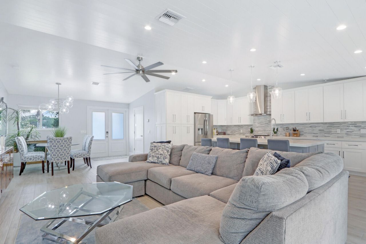 27 Willow Road, Tequesta, FL 33469 Photo