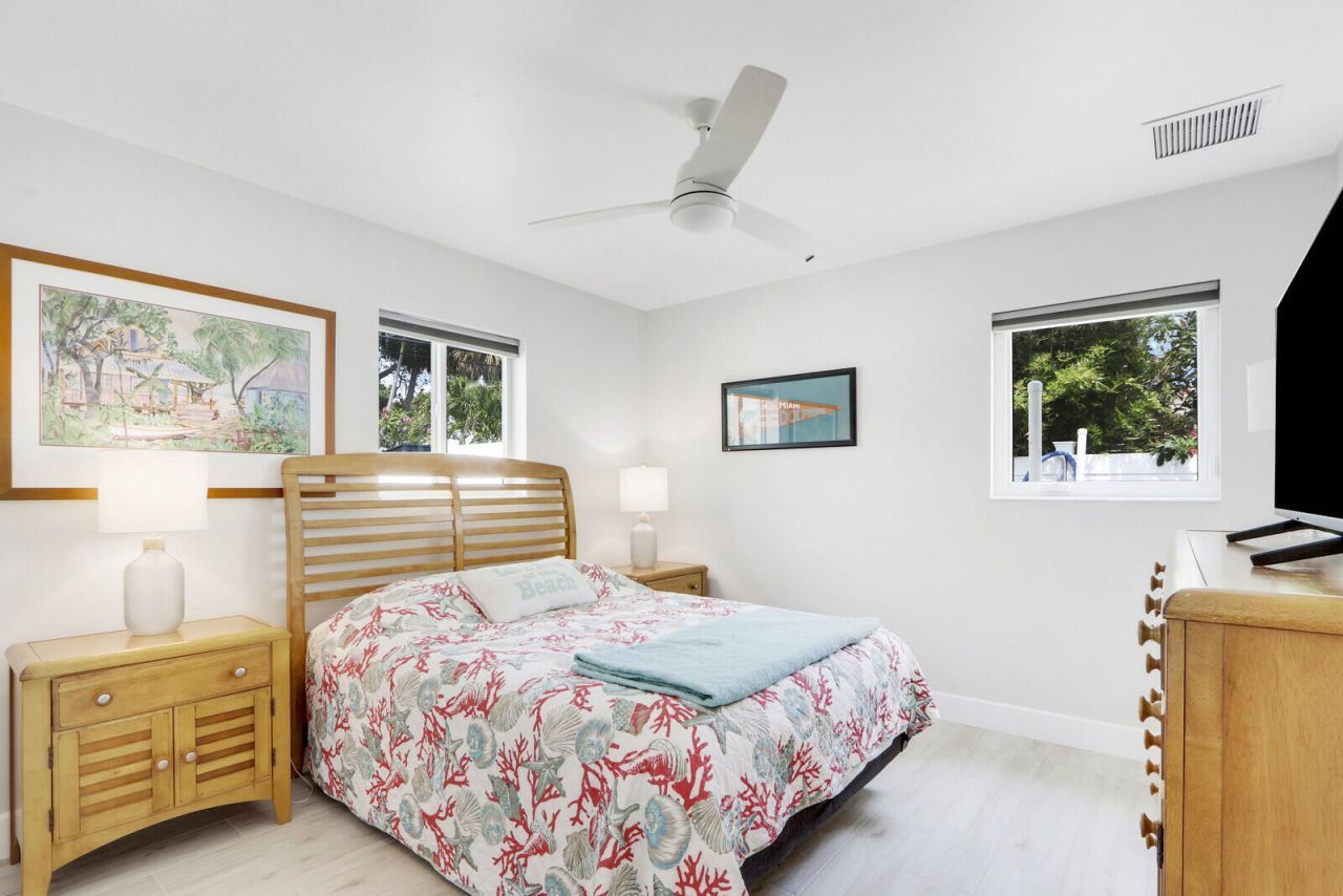 27 Willow Road, Tequesta, FL 33469 Photo