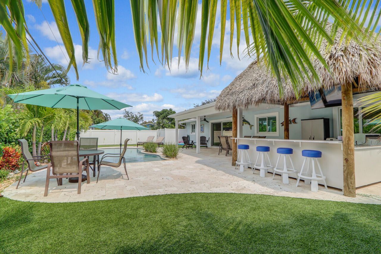 27 Willow Road, Tequesta, FL 33469 Photo