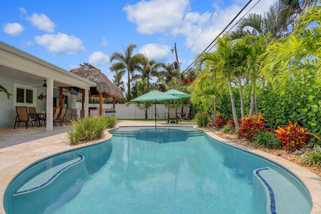27 Willow Road, Tequesta, FL 33469 Photo