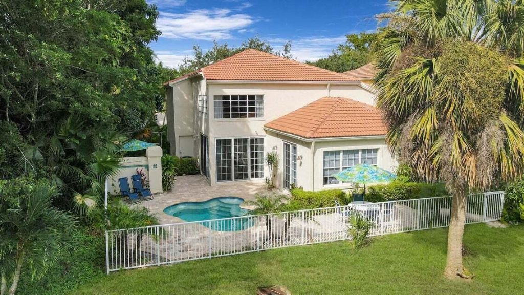 1 Via Verona, Palm Beach Gardens, FL 33418 Photo