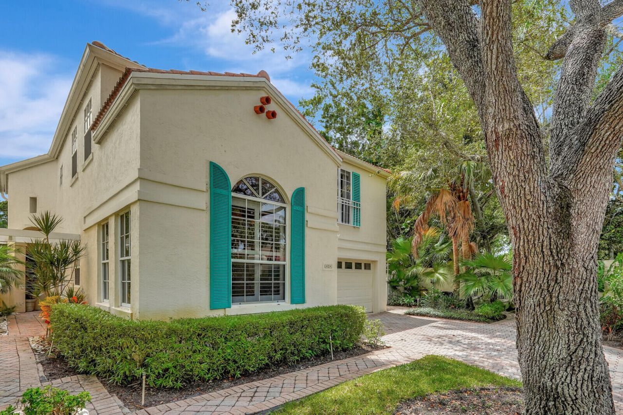 1 Via Verona, Palm Beach Gardens, FL 33418 Photo
