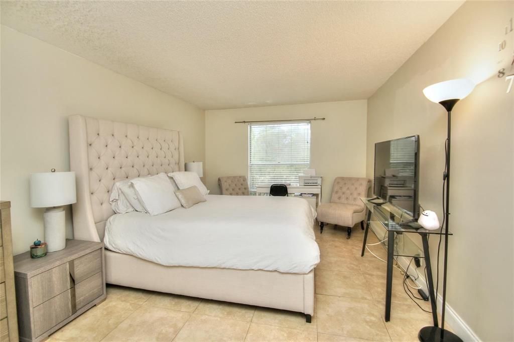 8401 Lagos De Campo Boulevard, Unit 306V, Tamarac, FL 33321 Photo
