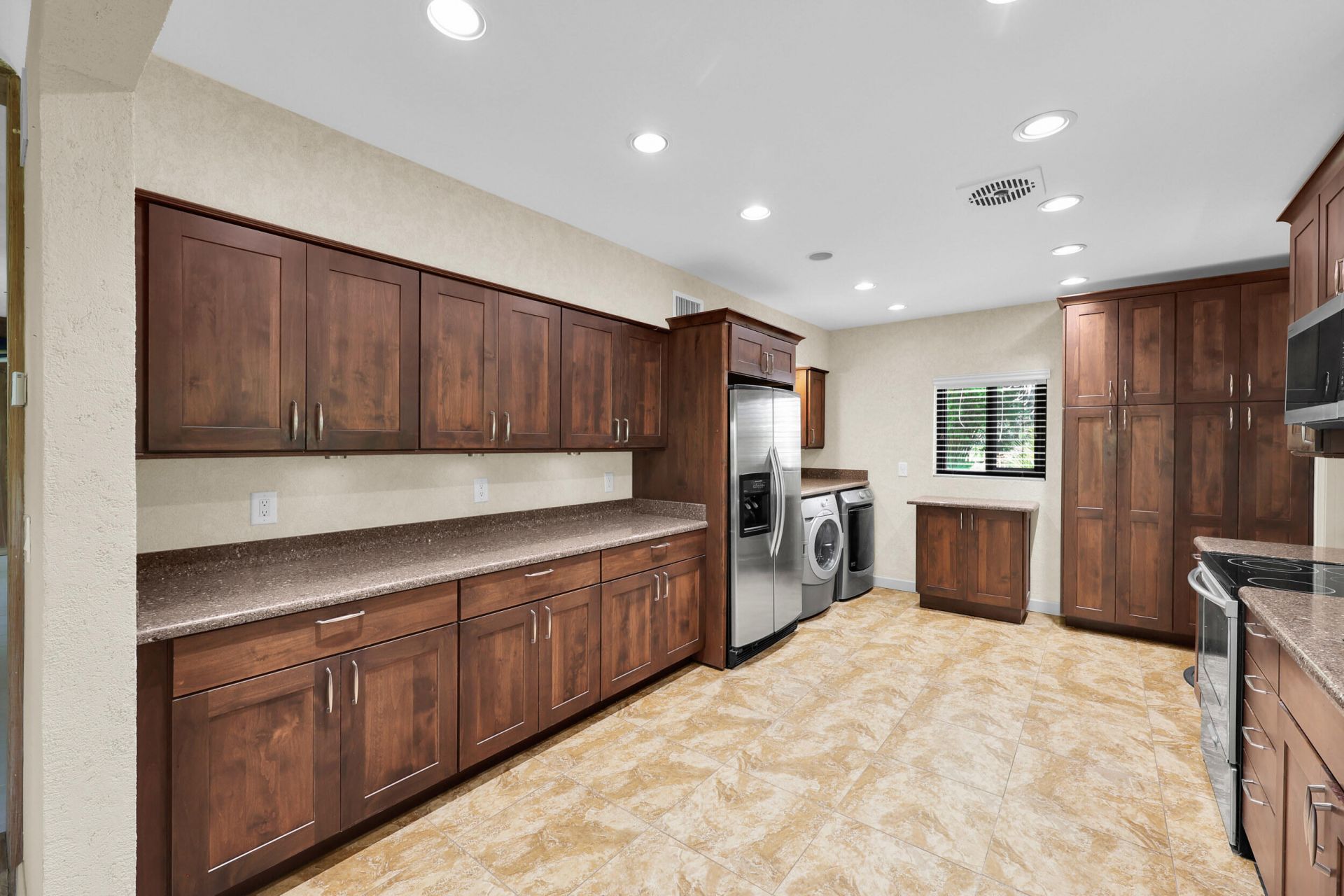 8609 S Indian River Drive, Fort Pierce, FL 34982 Photo