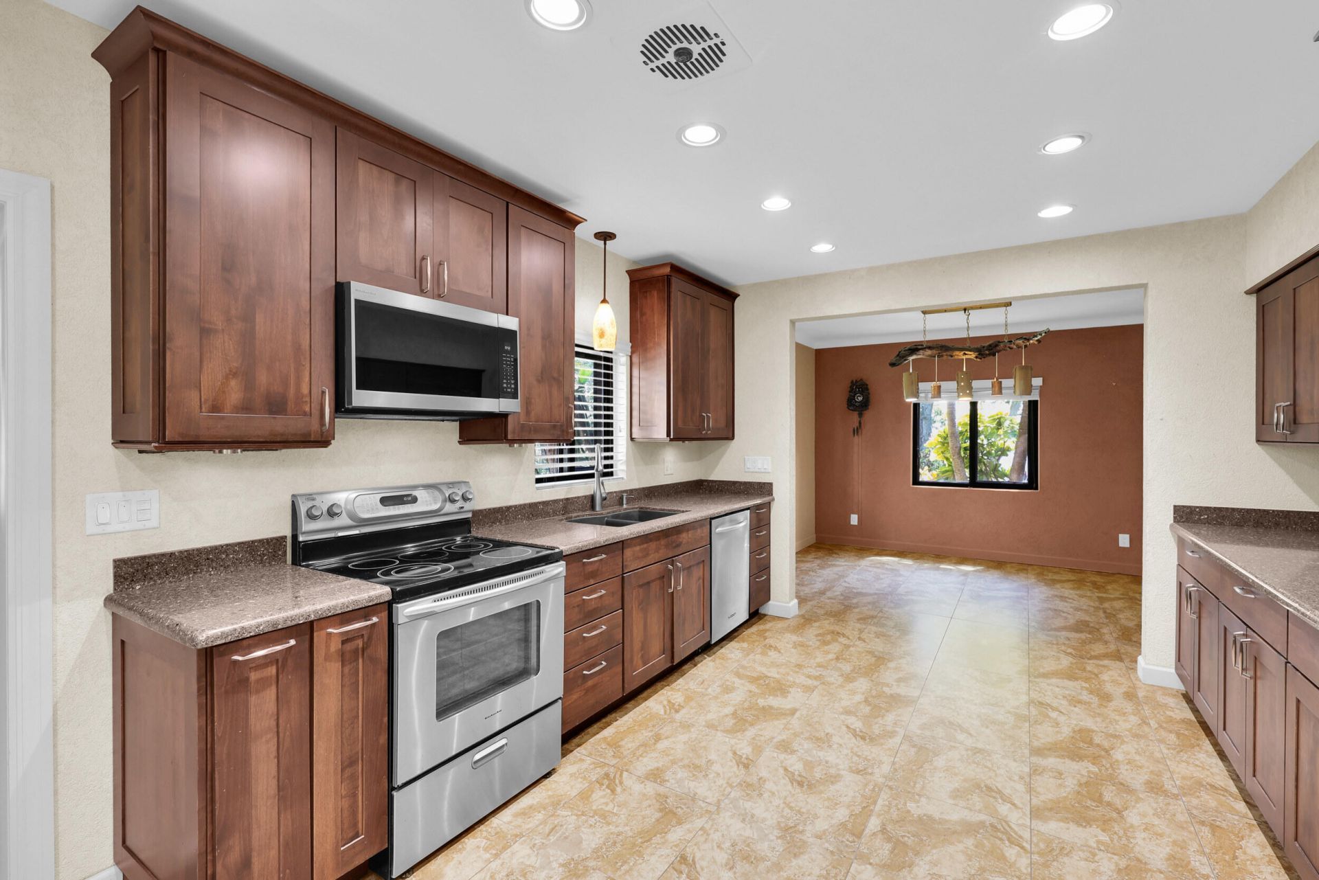 8609 S Indian River Drive, Fort Pierce, FL 34982 Photo