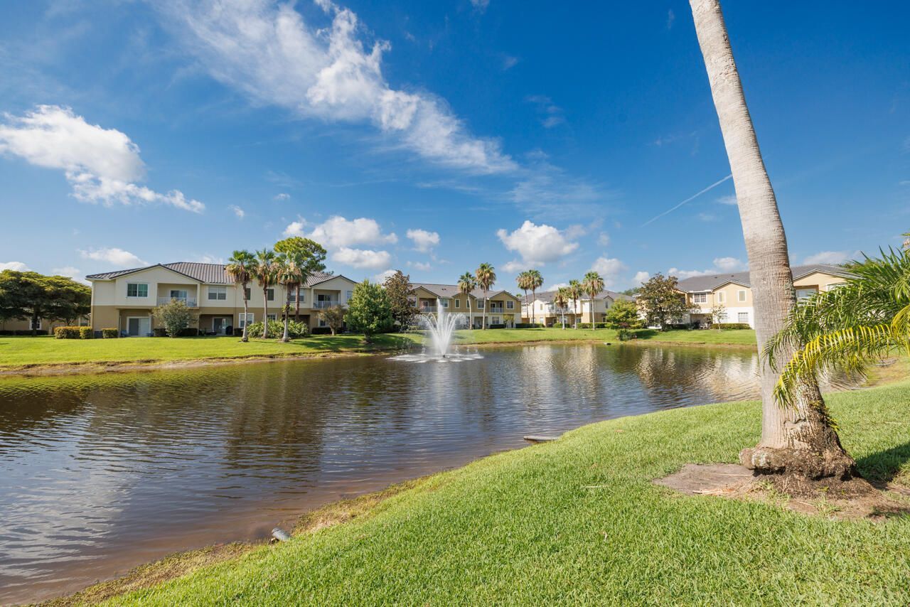 1560 SE Sheffield Terrace, Unit 102, Stuart, FL 34994 Photo