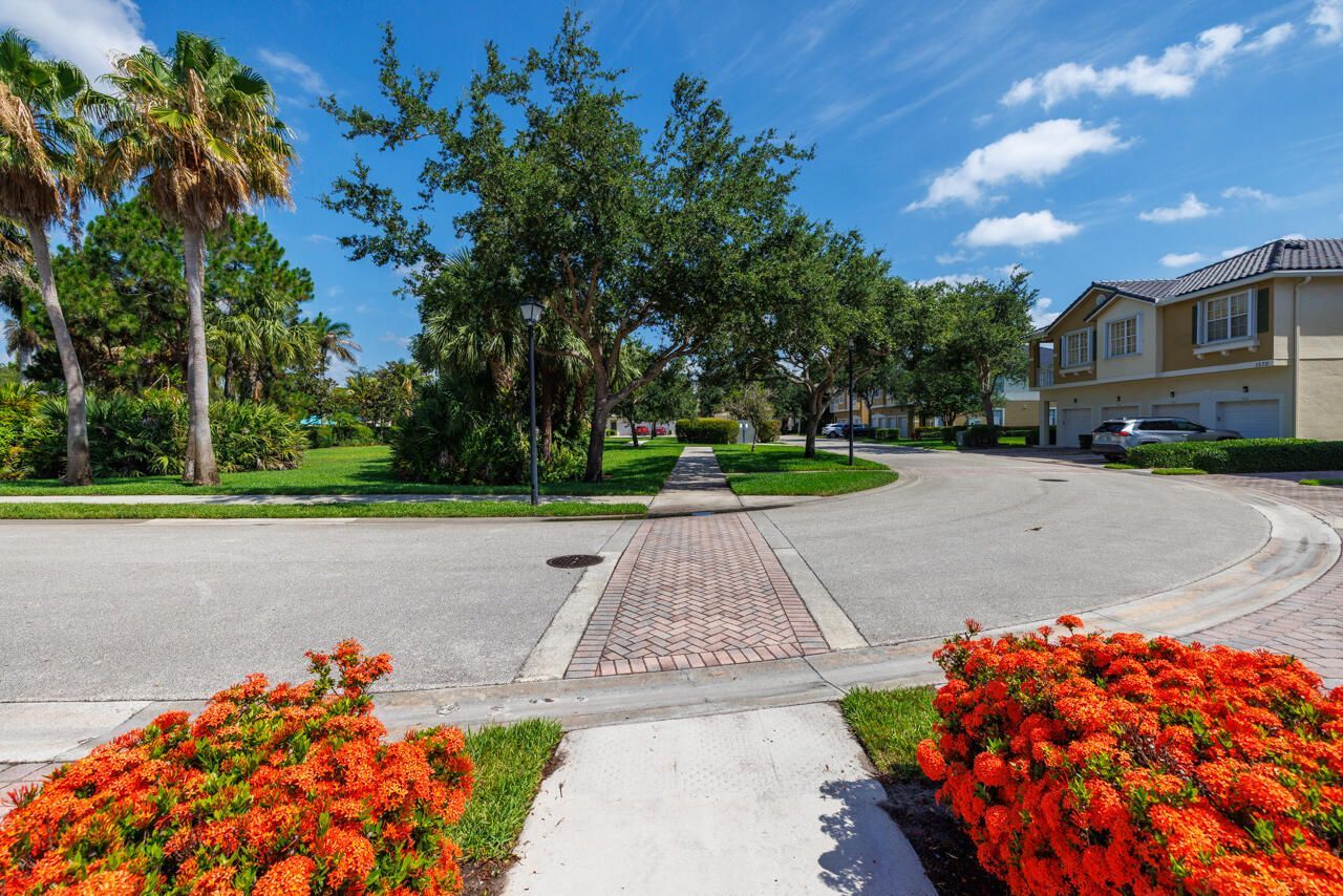 1560 SE Sheffield Terrace, Unit 102, Stuart, FL 34994 Photo