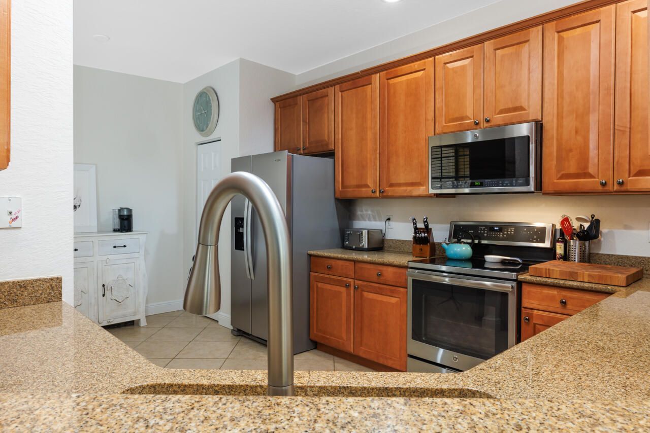 1560 SE Sheffield Terrace, Unit 102, Stuart, FL 34994 Photo