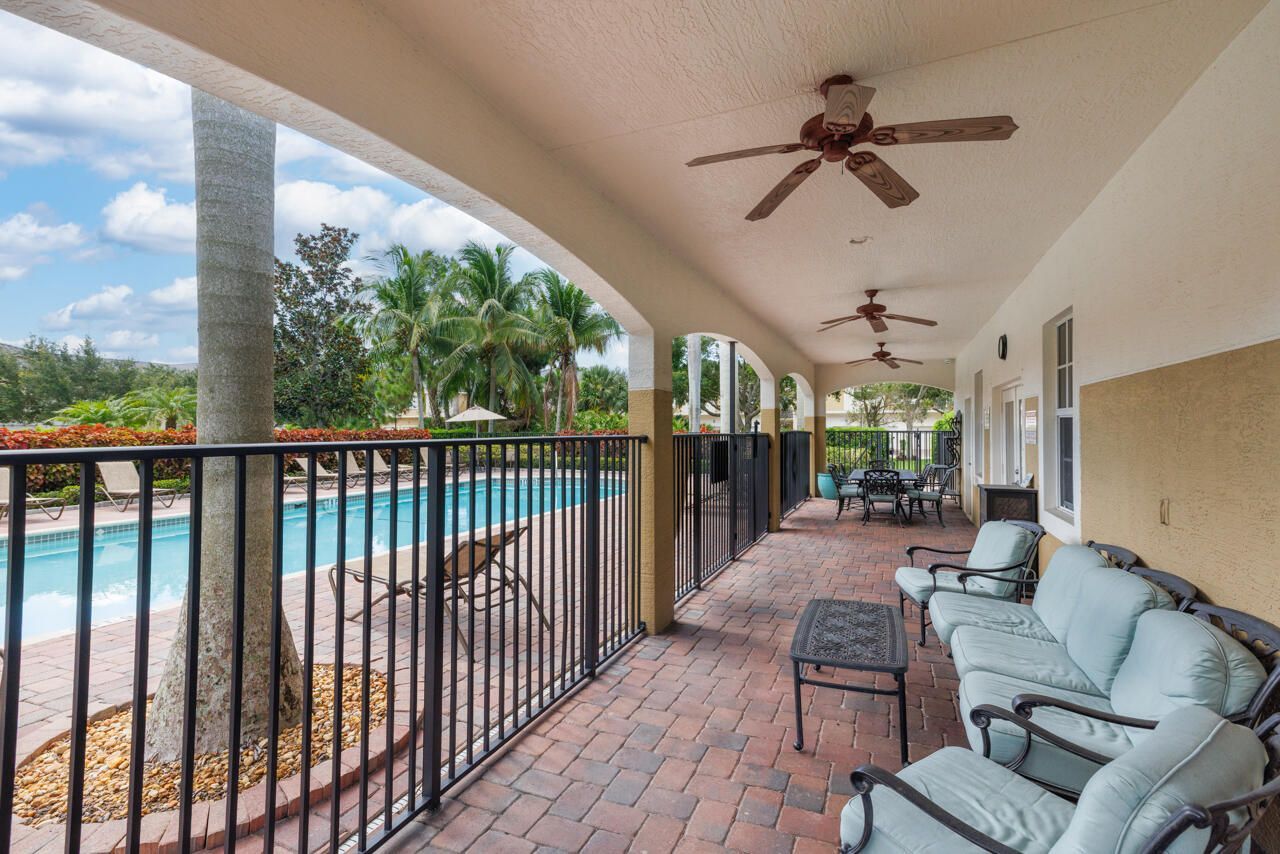 1560 SE Sheffield Terrace, Unit 102, Stuart, FL 34994 Photo