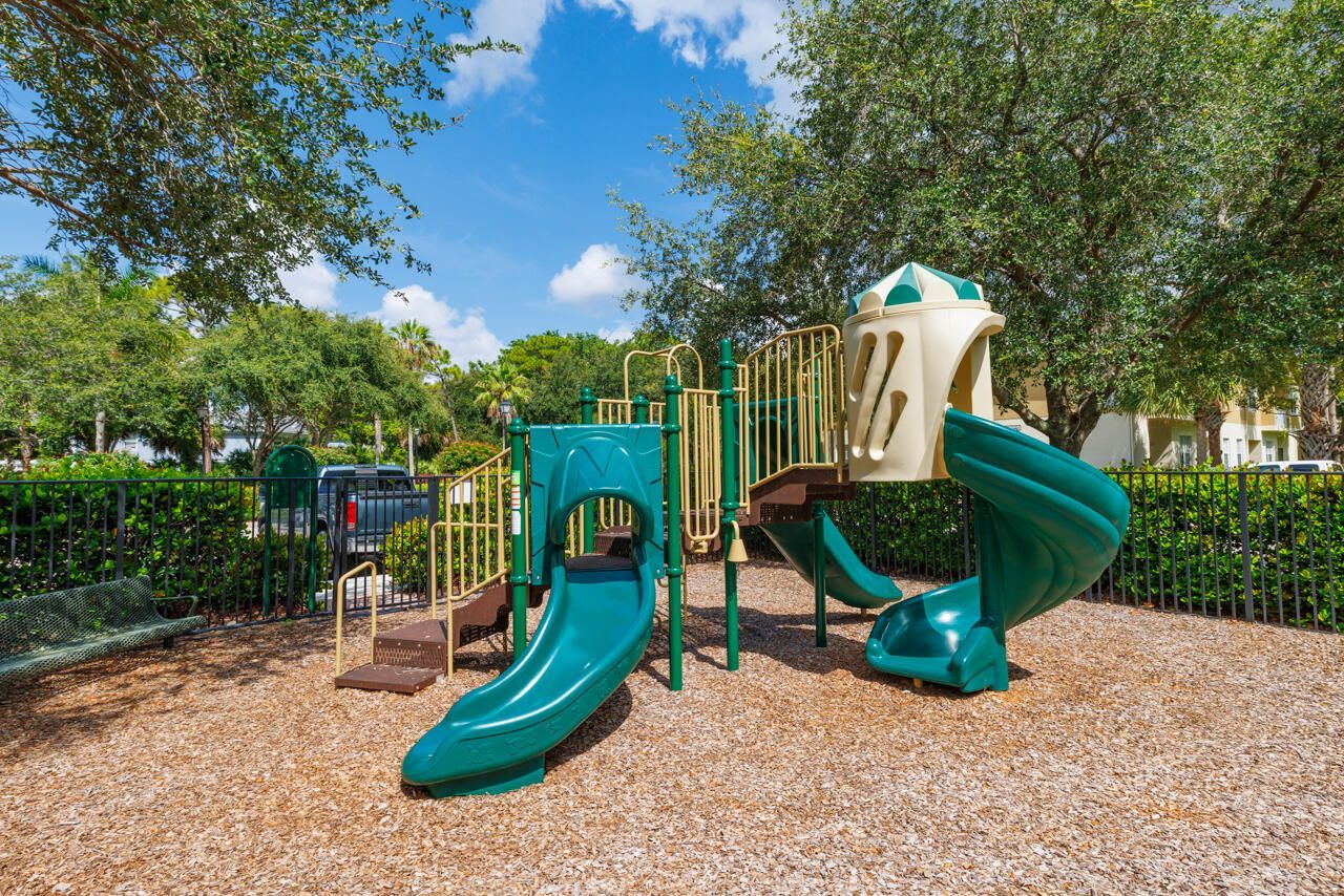1560 SE Sheffield Terrace, Unit 102, Stuart, FL 34994 Photo