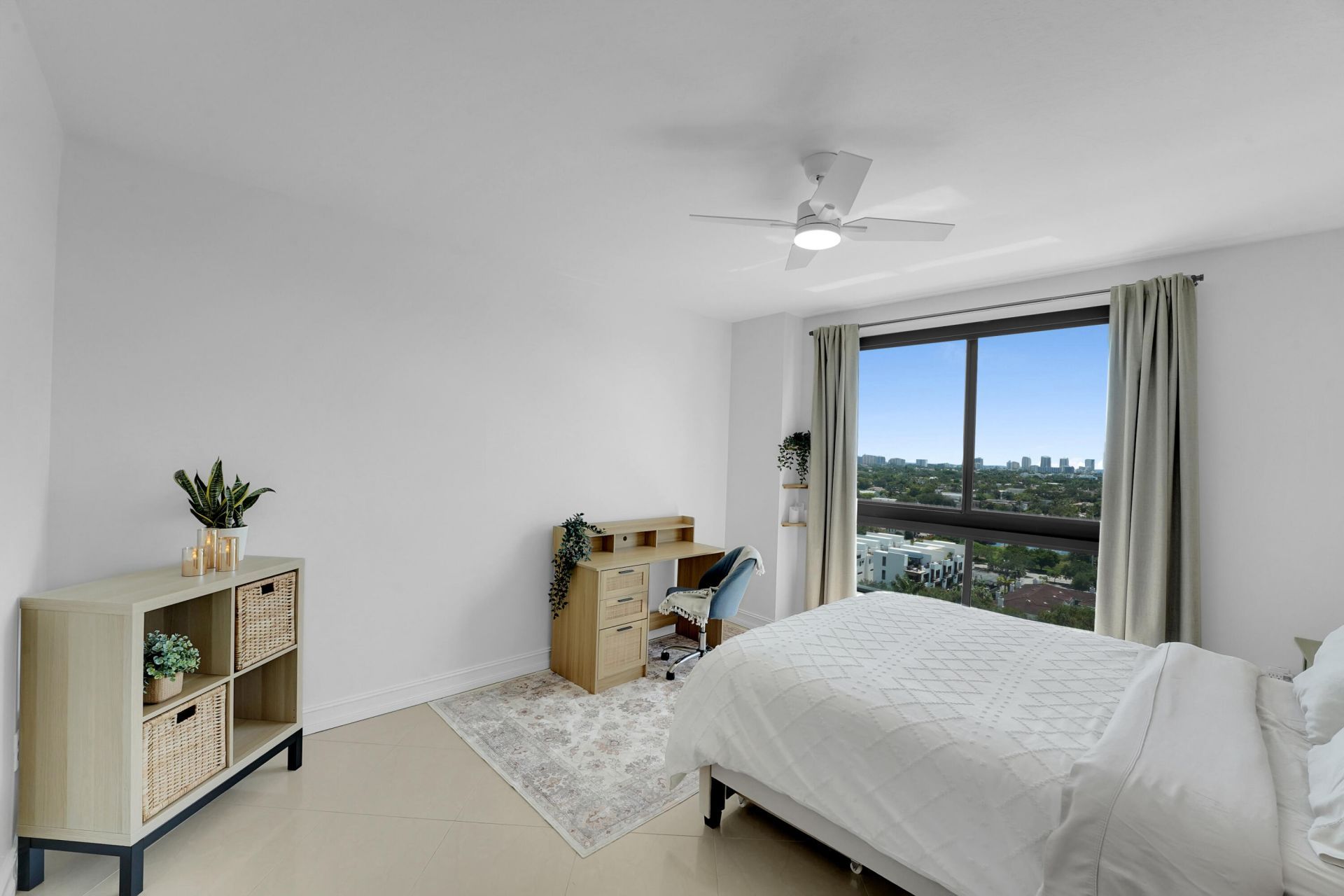 110 N Federal Highway, Unit 1410, Fort Lauderdale, FL 33301 Photo