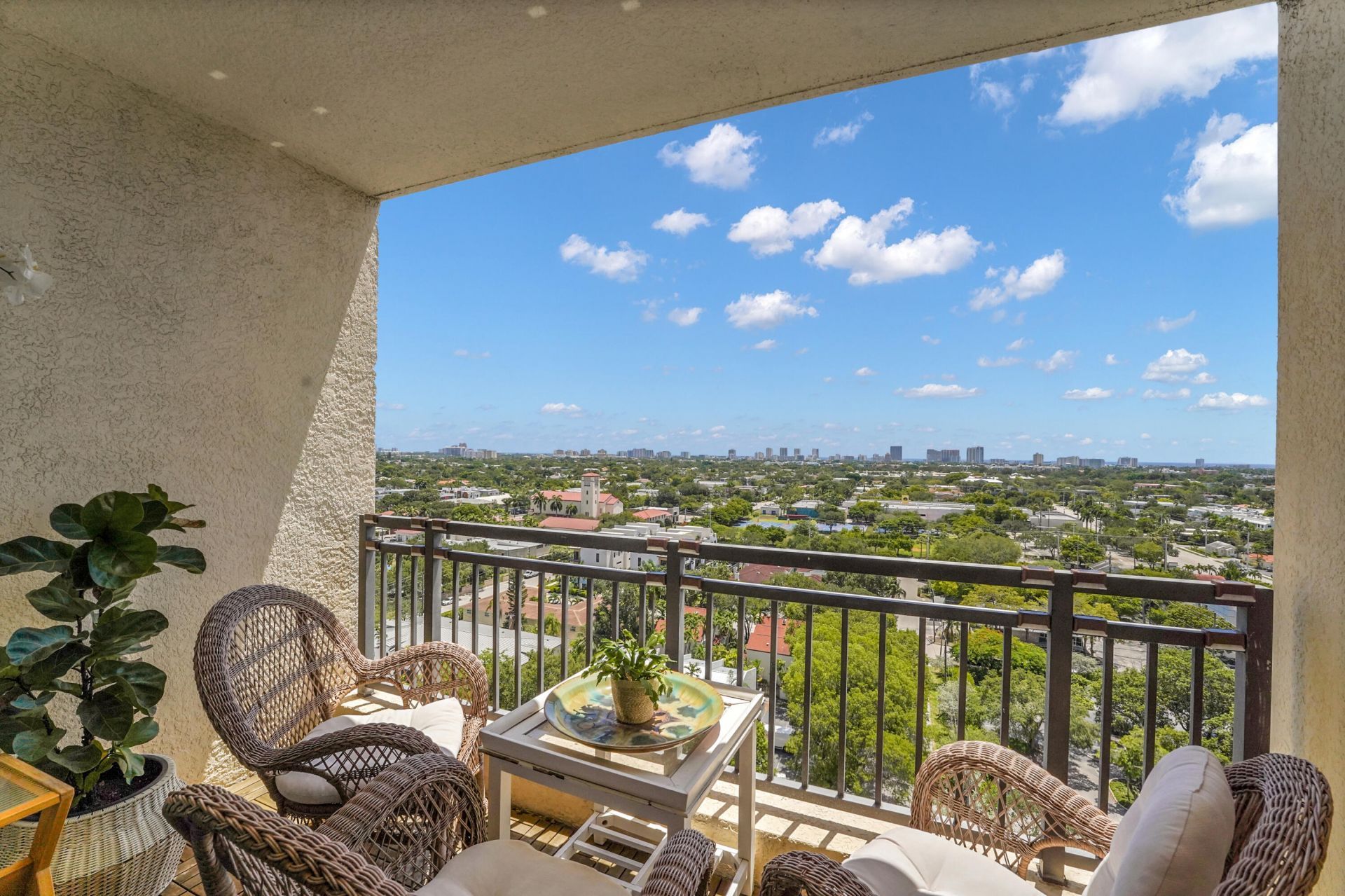 110 N Federal Highway, Unit 1410, Fort Lauderdale, FL 33301 Photo