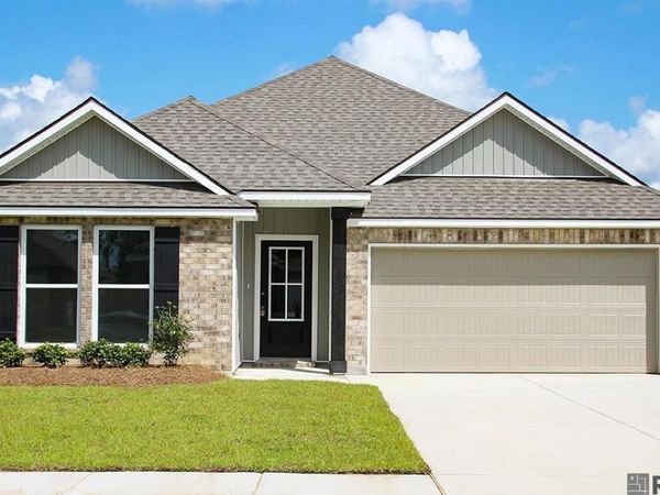 35589 Vandora Dr, Denham Springs, LA 70706