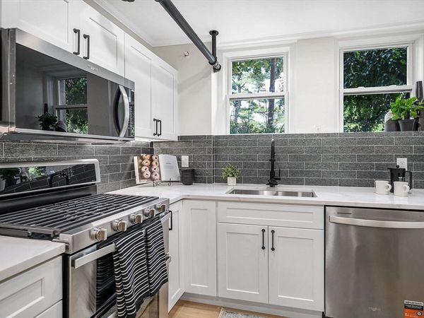 52 Garden St, Unit B2, Cambridge, MA 02138