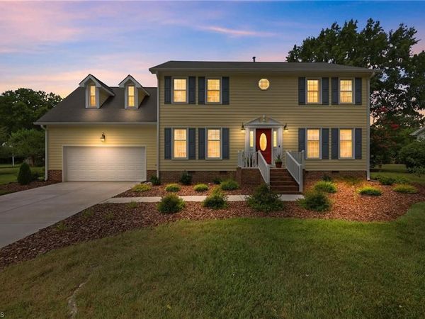 3815 Oak Forest Drive , High Point, NC 27265