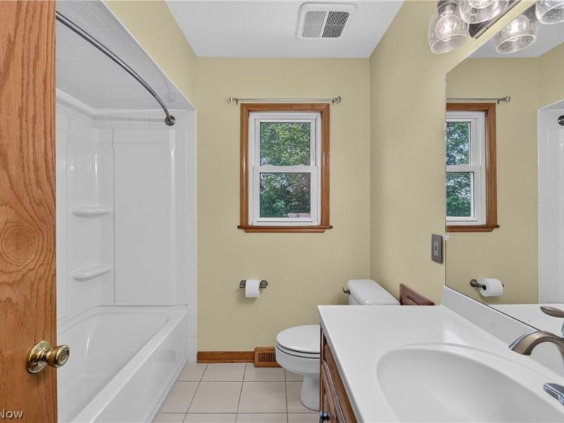 6751 Glenella Drive, Independence, OH 44131 Photo 16