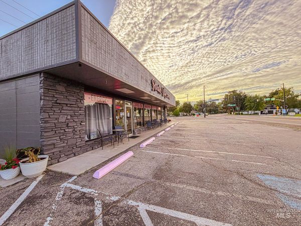 7700 W Goddard, Boise, ID 83704