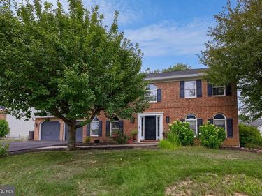 110 PARK PLACE DR, READING, PA 19608