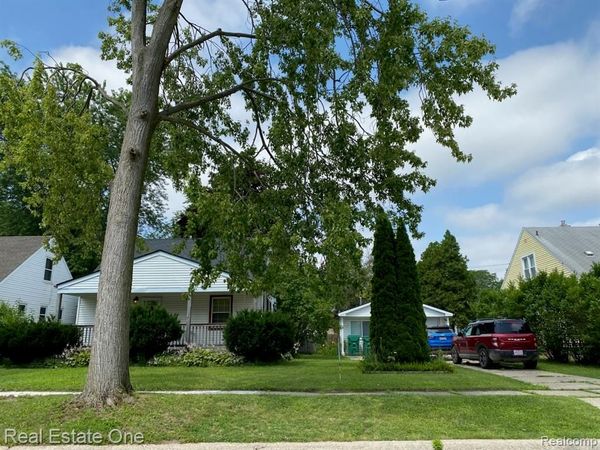 5935 Lathers Street, Garden City, MI 48135