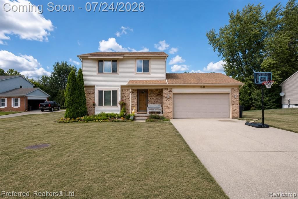 1655 North Drive, Walled Lake, MI 48390 Main Photo
