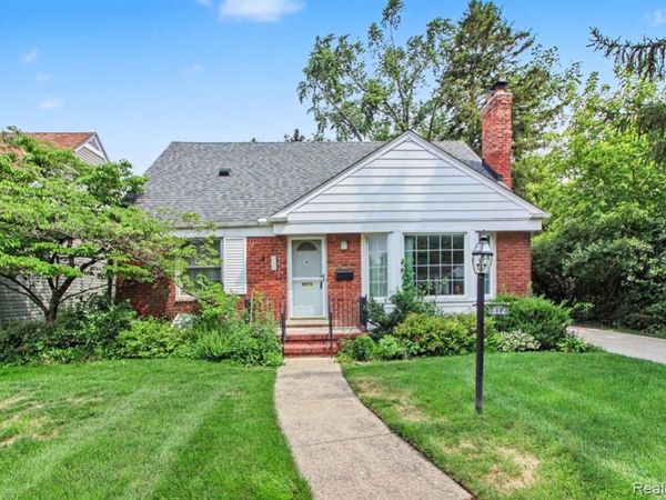 812 Lloyd Avenue , Royal Oak, MI 48073