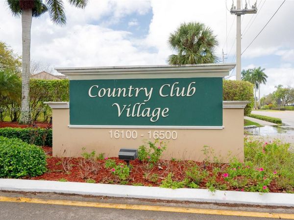 16400 NE GOLF CLUB RD , Unit 305, Weston, FL 33326