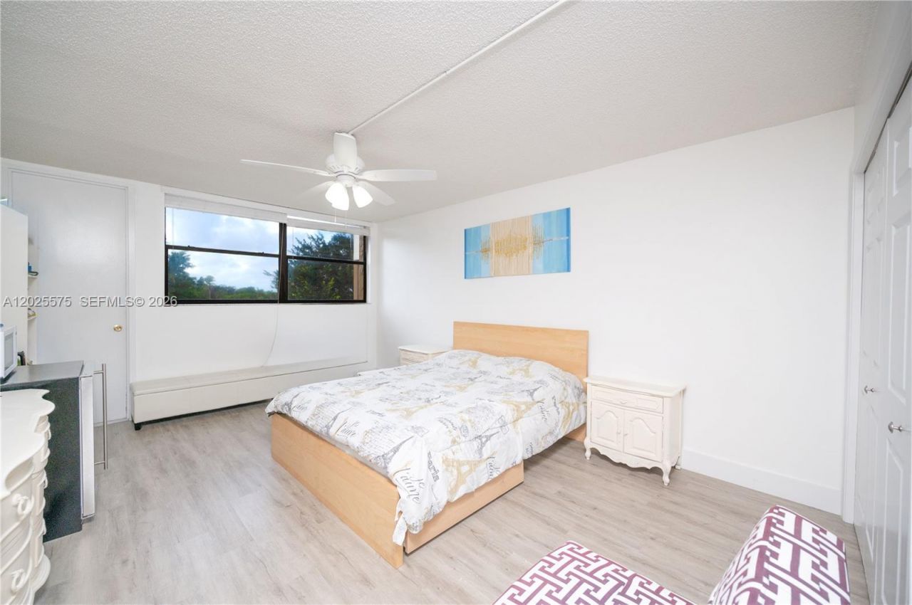 16400 NE Golf Club Rd, Unit 305, Weston, FL 33326 Photo