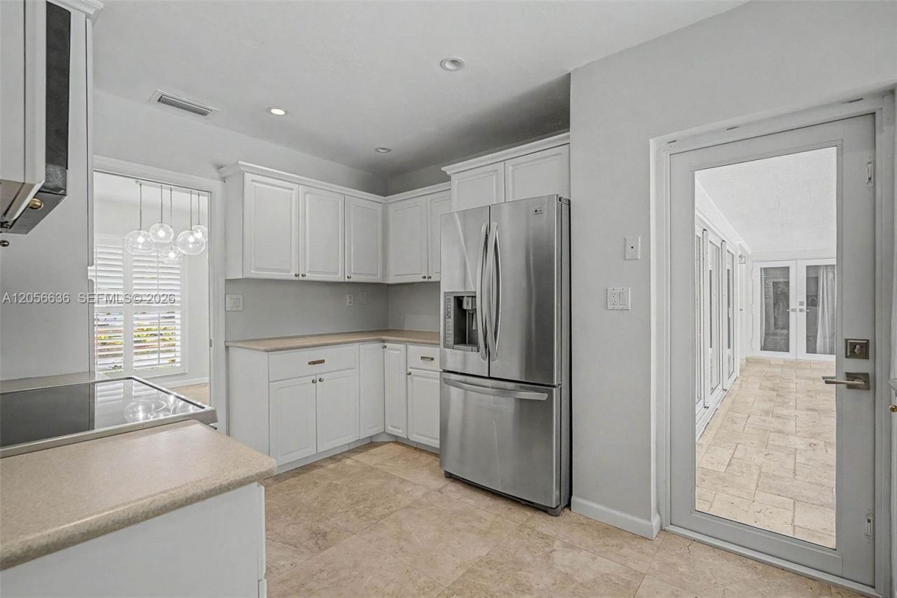 15540 SW 82nd Ct , Palmetto Bay, FL 33157 Photo