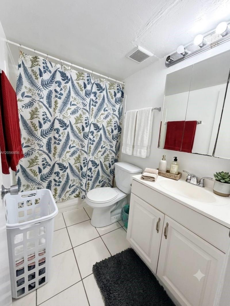 5775 W 20th Ave , Unit 308, Hialeah, FL 33012 Photo