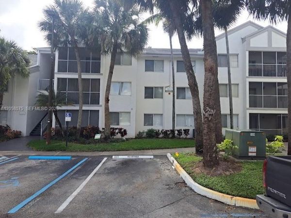 5612 Rock Island Rd, Unit 156, Tamarac, FL 33319