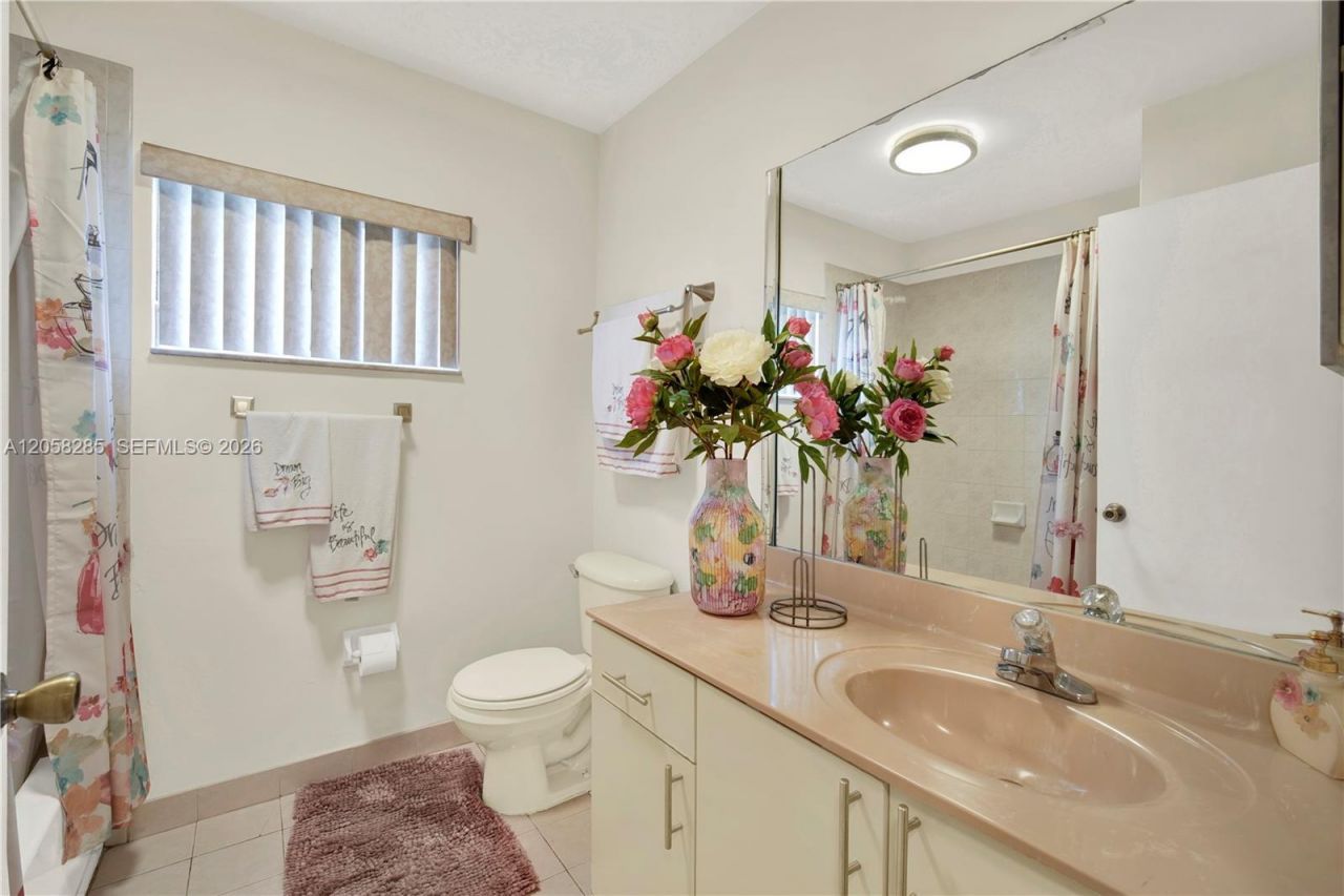 20533 SW 132nd Ave , Miami, FL 33177 Photo