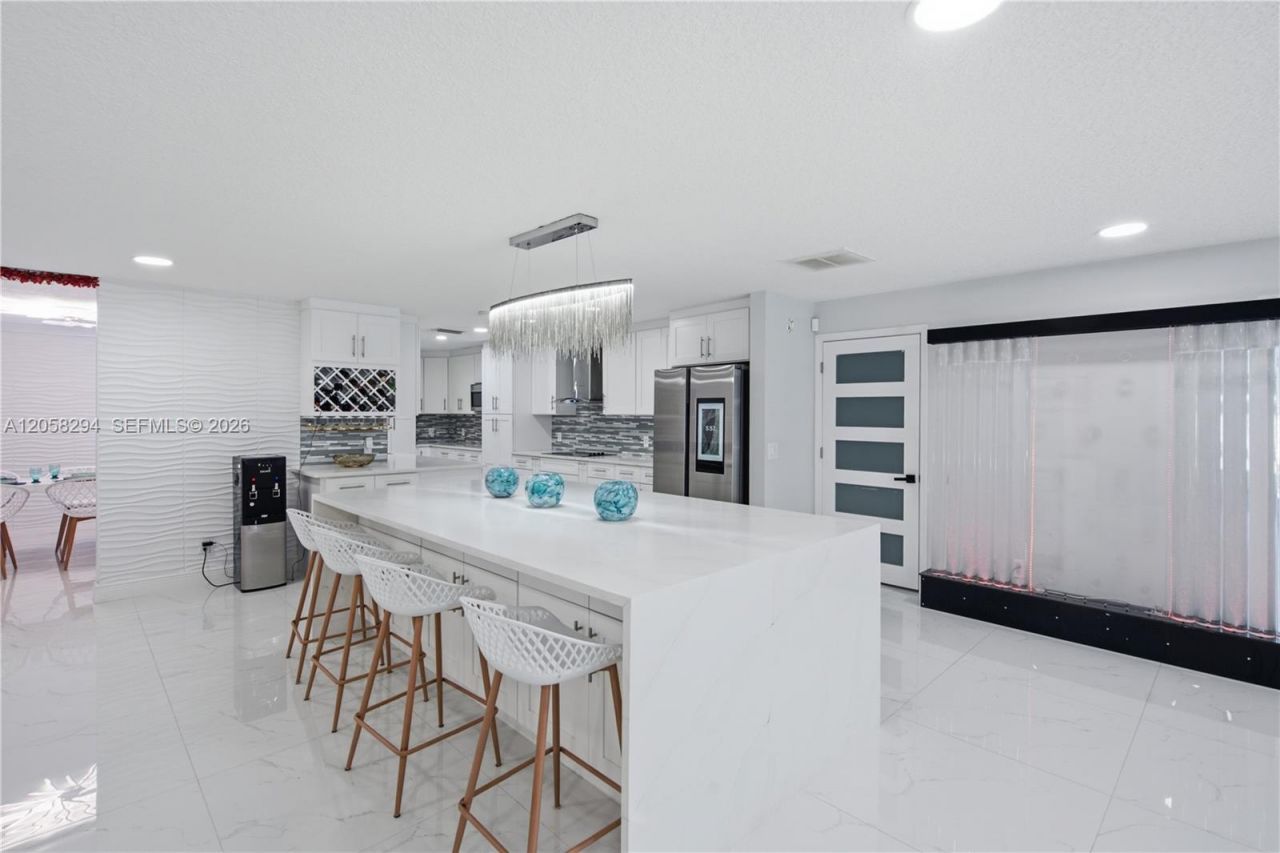 16839 Whirley Rd, Lutz, FL 33558 Photo